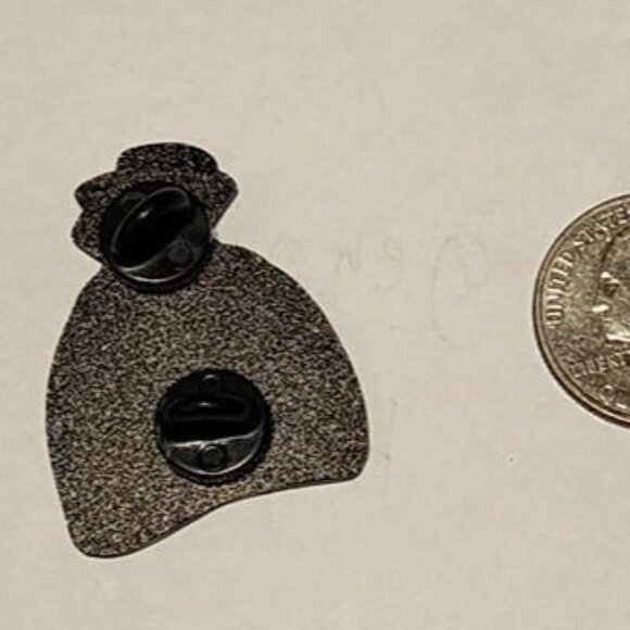 Golden Splash: Magikarp in a Mystic Goldfish Bag Enamel Pin - Picture 4 of 4